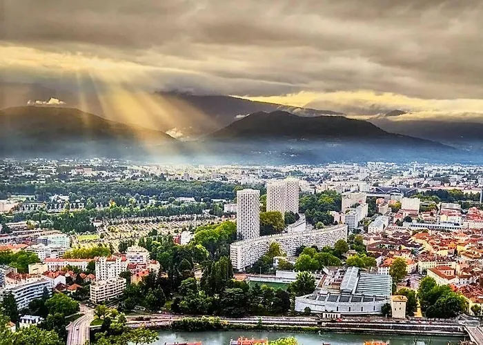 Magnifique T2 Refait A Neuf - Calme & Equipe Avec Parking Апартаменти