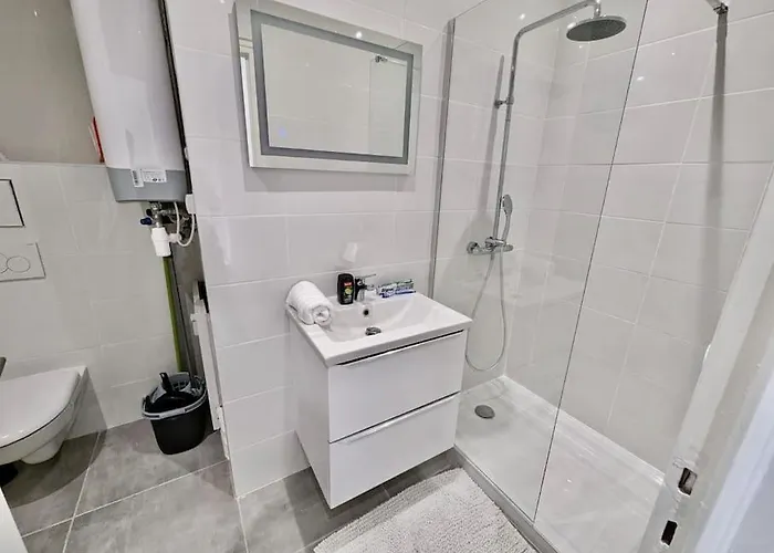 Magnifique T2 Refait A Neuf - Calme & Equipe Avec Parking Апартаменти