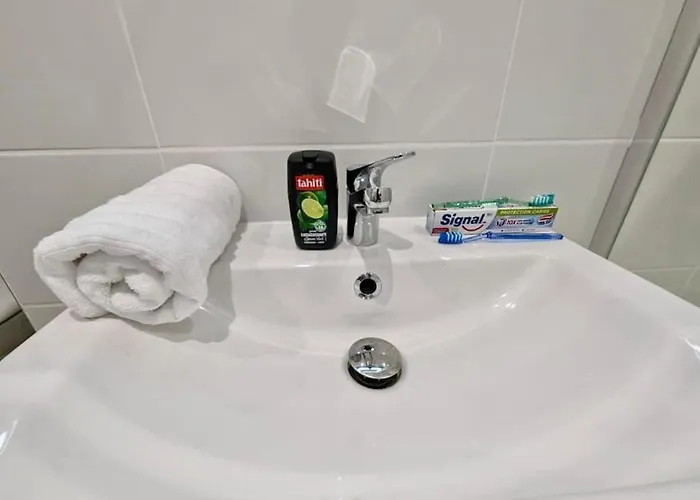 Апартаменти Magnifique T2 Refait A Neuf - Calme & Equipe Avec Parking *