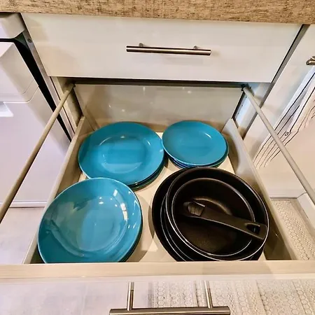 Apartment Magnifique T2 Refait A Neuf - Calme & Equipe Avec Parking *