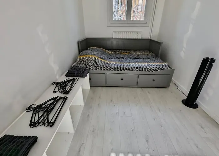 Magnifique T2 Refait A Neuf - Calme & Equipe Avec Parking Apartment *